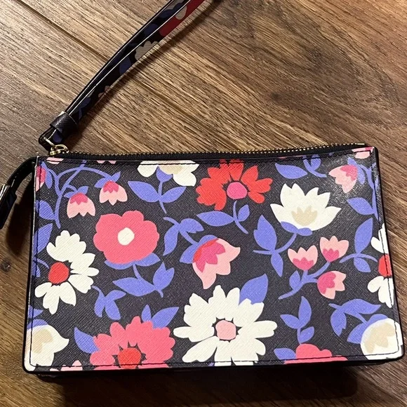 Kate Cameron Street Daisy Leila Wristlet - Picture 2 of 5